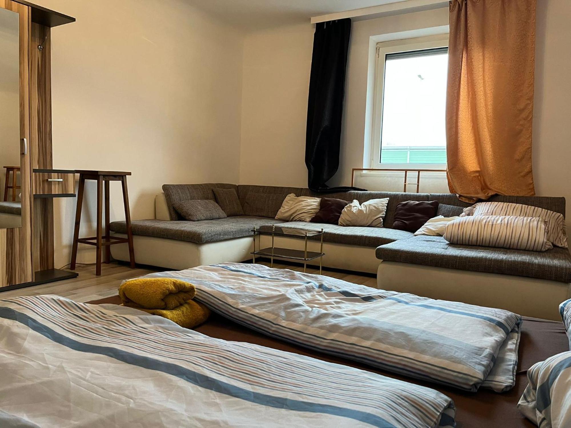 Breathtaking Shared Villa Near Danube River /W Garden And Parking Wien Exteriör bild