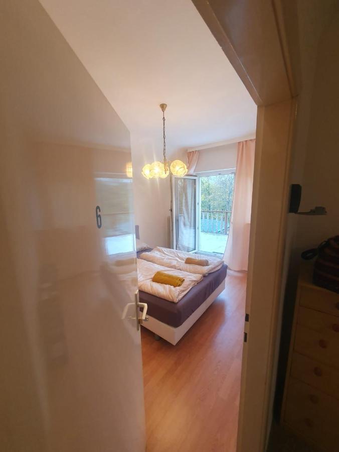 Breathtaking Shared Villa Near Danube River /W Garden And Parking Wien Exteriör bild
