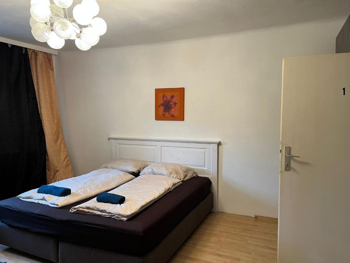 Breathtaking Shared Villa Near Danube River /W Garden And Parking Wien Exteriör bild