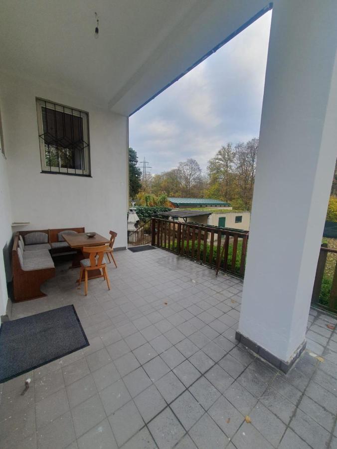 Breathtaking Shared Villa Near Danube River /W Garden And Parking Wien Exteriör bild