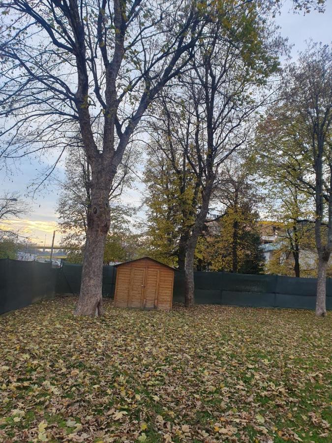 Breathtaking Shared Villa Near Danube River /W Garden And Parking Wien Exteriör bild