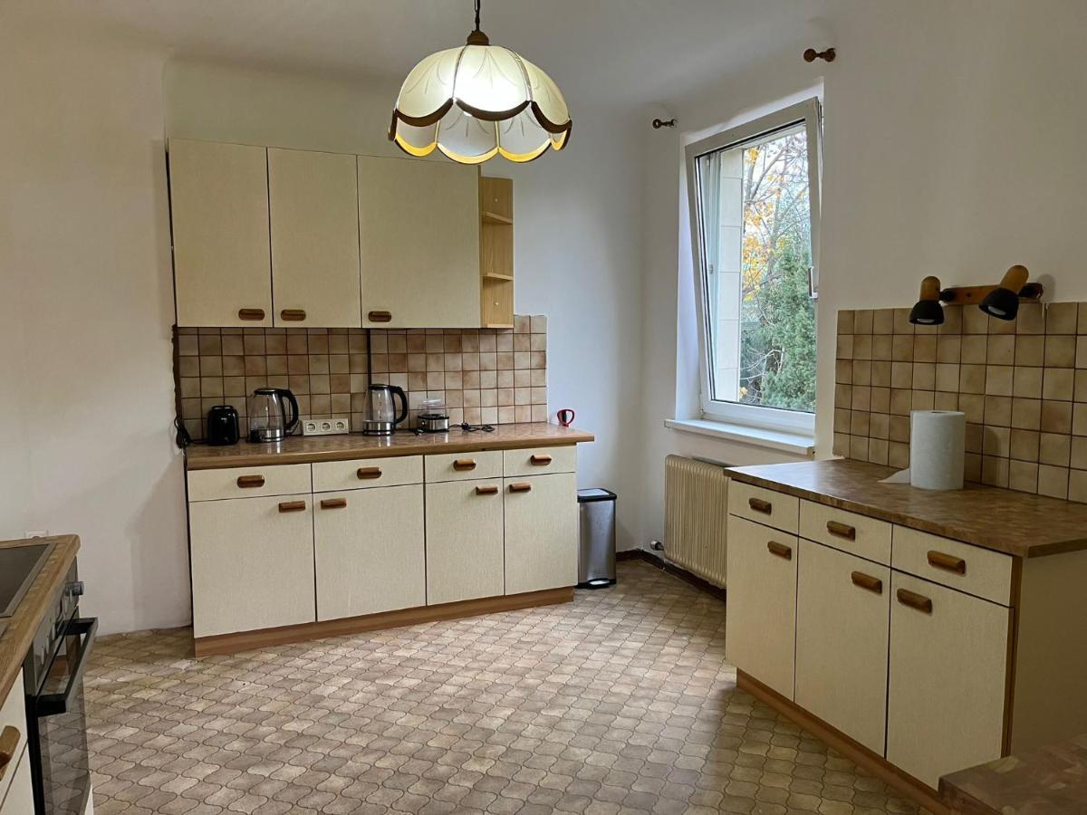 Breathtaking Shared Villa Near Danube River /W Garden And Parking Wien Exteriör bild