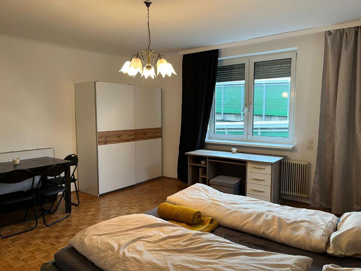 Breathtaking Shared Villa Near Danube River /W Garden And Parking Wien Exteriör bild